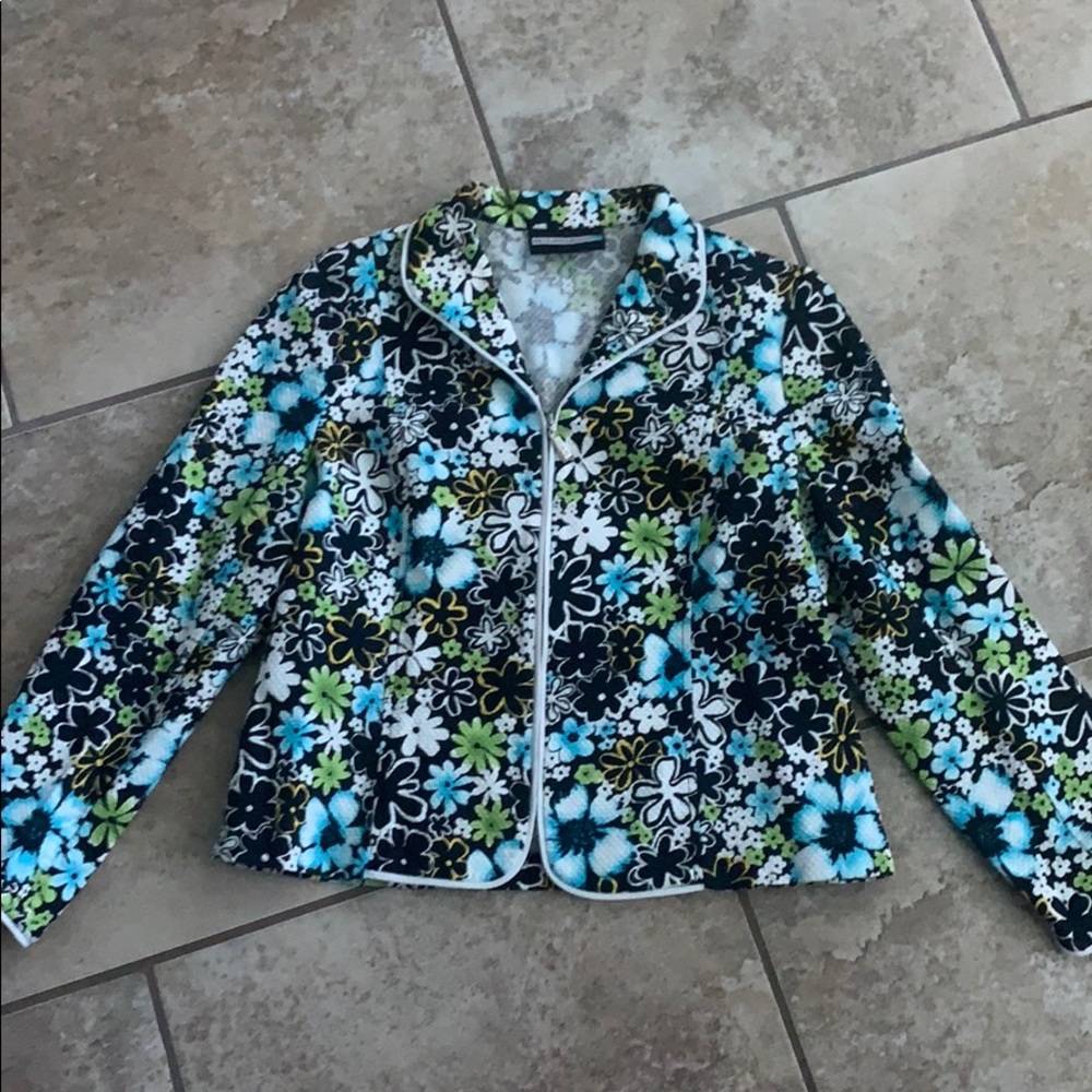 “Requirements” floral print jacket size L #0239